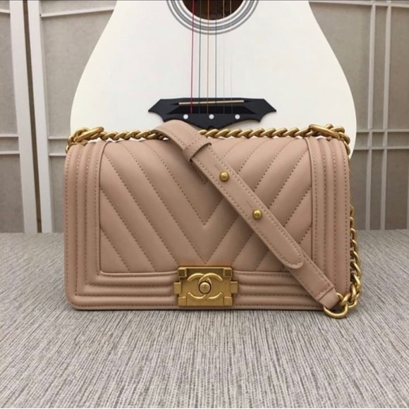 Handbags - Le Boy Chevron Beige Nude Lambskin Bag